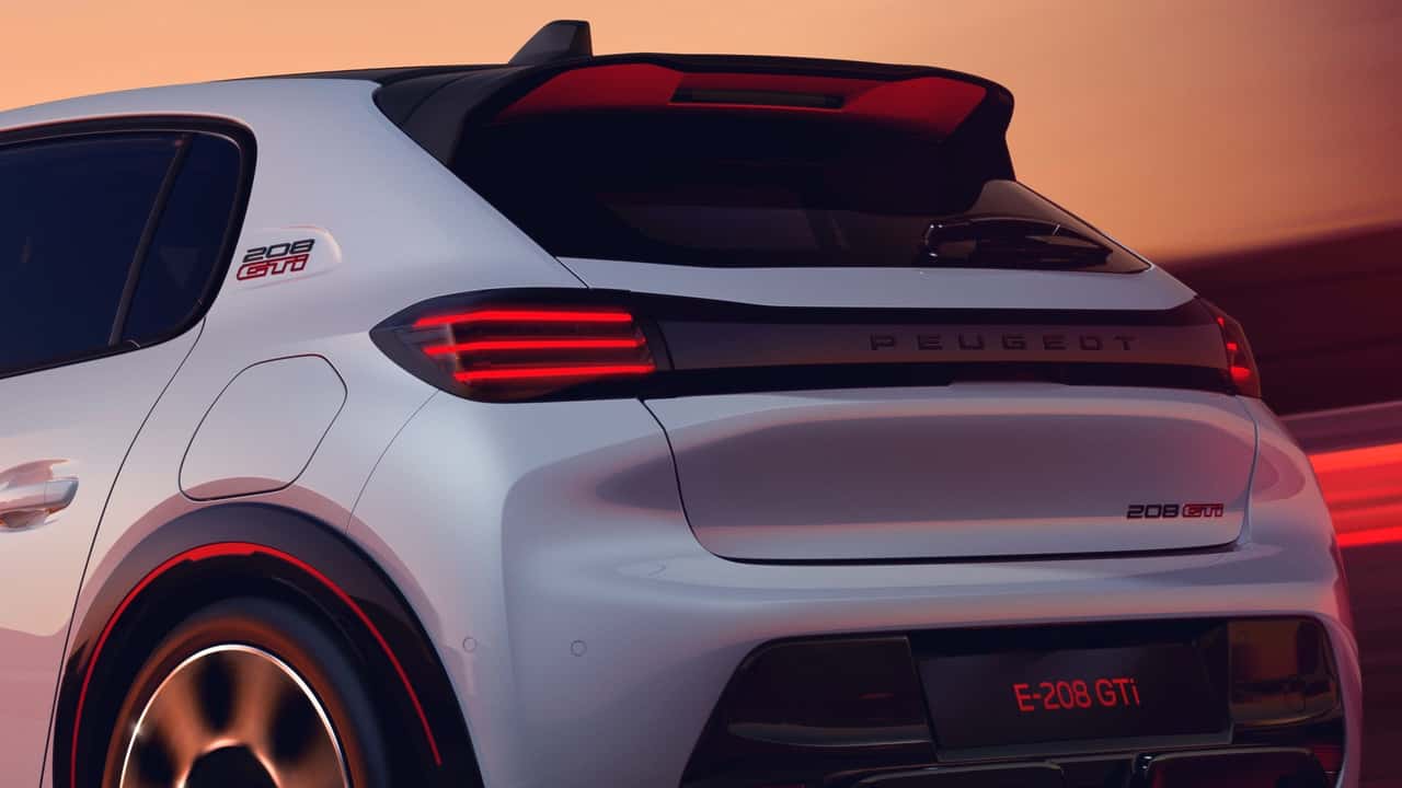El Peugeot E-208 GTi, con 280 CV, ya tiene precio en España