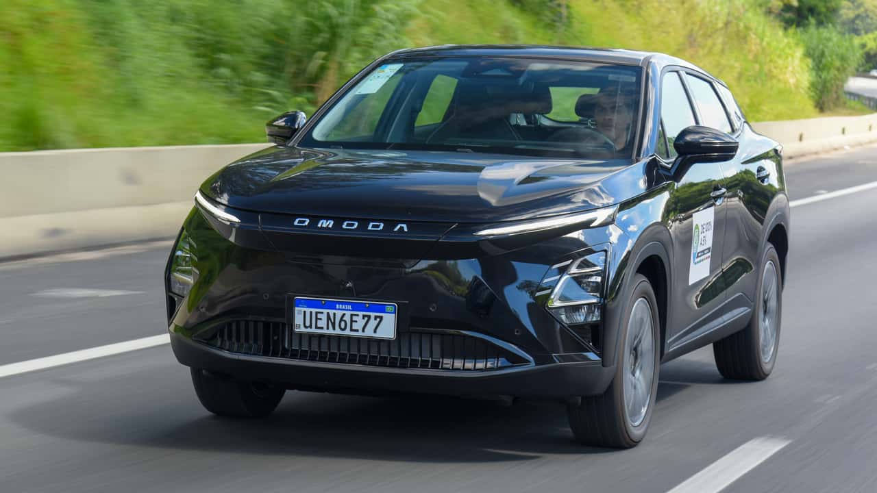 Placa Mercosul vai mudar? Comissão aprova volta das bandeiras e nomes de cidades