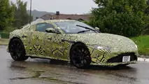 2018 Aston Martin Vantage casus fotoğraflar