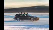 189 km/h auf Skiern hinterm Jaguar
