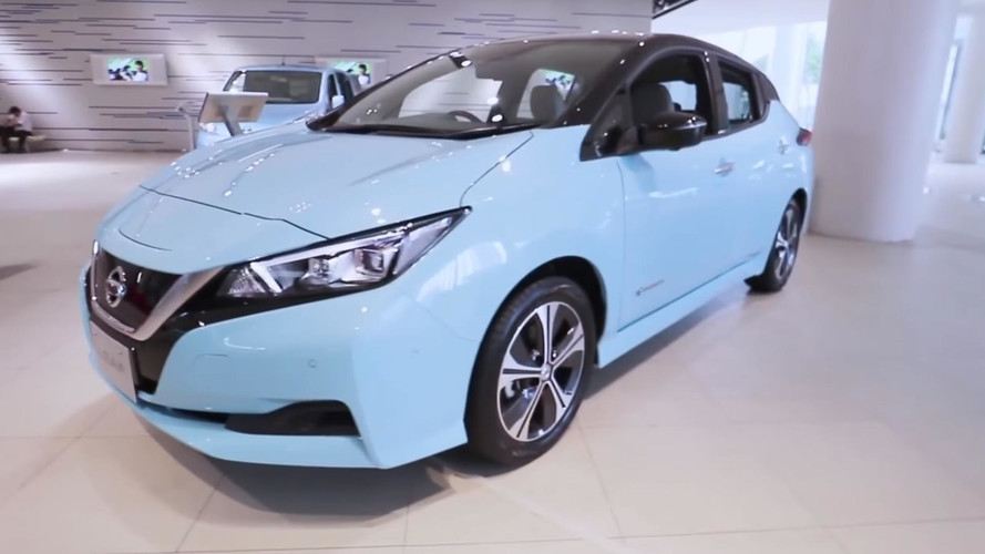 2018 Nissan Leaf screenshot from walkaround video