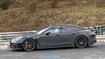 Spyshot de la Porsche Panamera 2017
