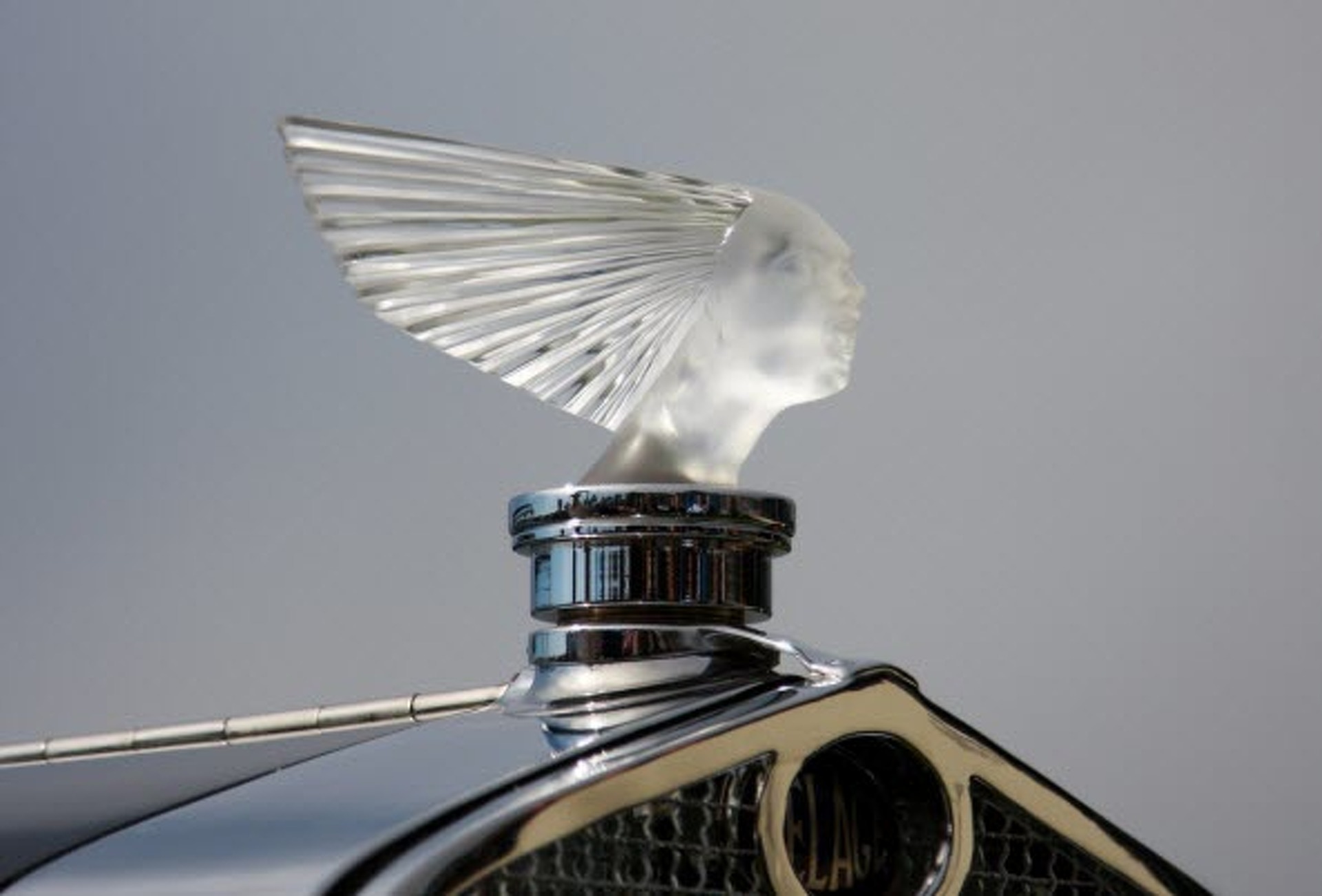 Art in Motion: The World's Most Elegant Radiator Mascots