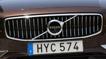 2017 Volvo V90