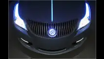 Geflügelte Lichtgestalt