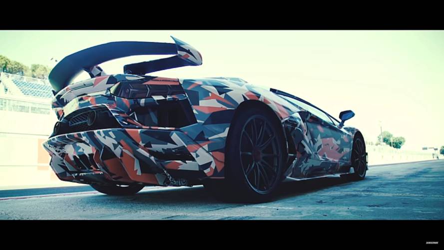 Lamborghini Aventador SVJ Yakından Bakış