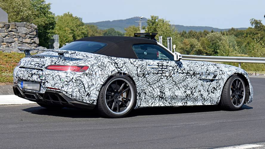 Mercedes-AMG GT-R Roadster