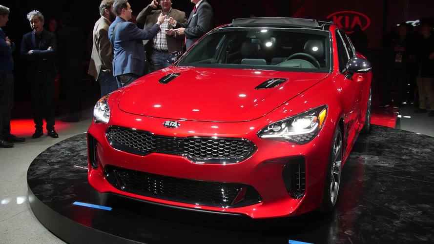 2018 Kia Stinger: Detroit 2017