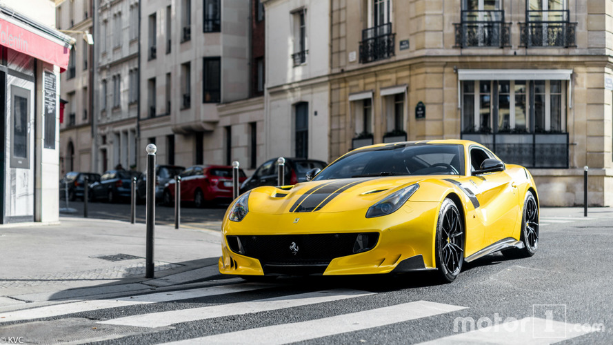 PHOTOS - Les plus belles supercars d'octobre à Paris !