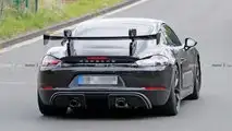 Porsche 718 Cayman GT4 RS Spionschüsse