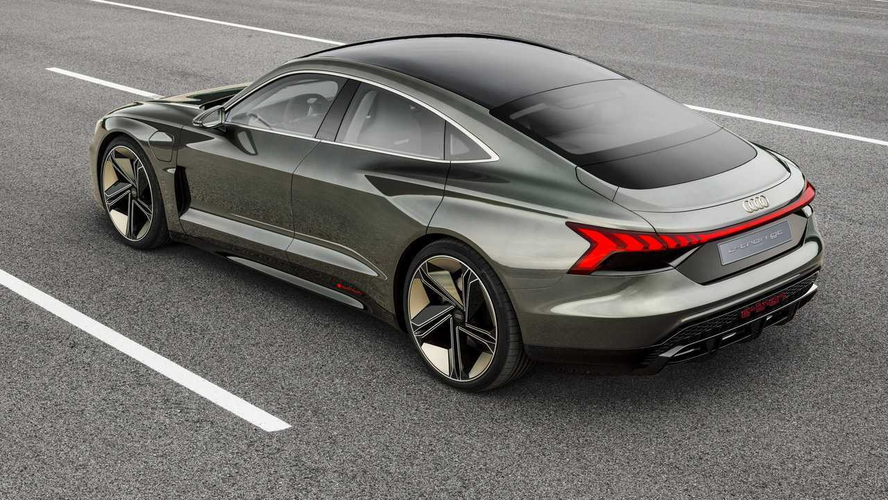 Audi, il futuro è elettrico