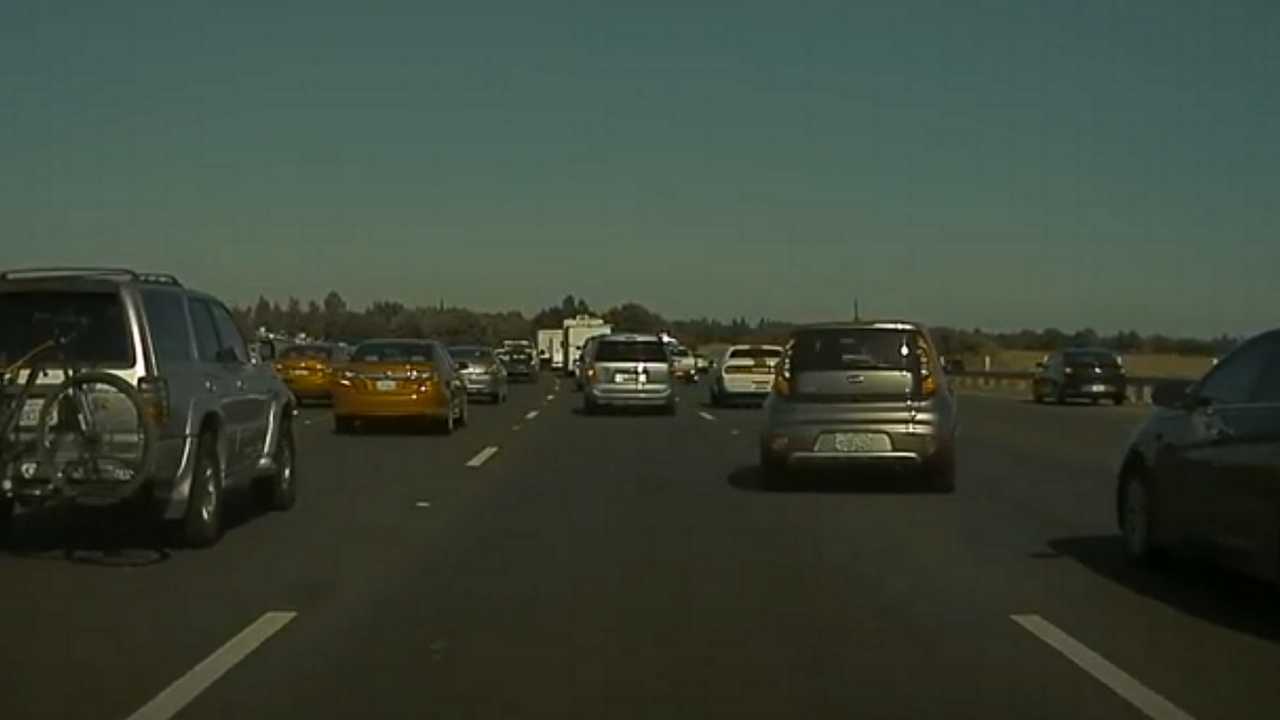 With The Help Of TeslaCam, See What Distraction Can Cause In Traffic