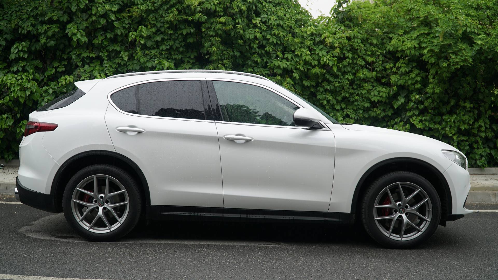 2018-alfa-romeo-stelvio-20-veloce-q4-neden-almali.jpg