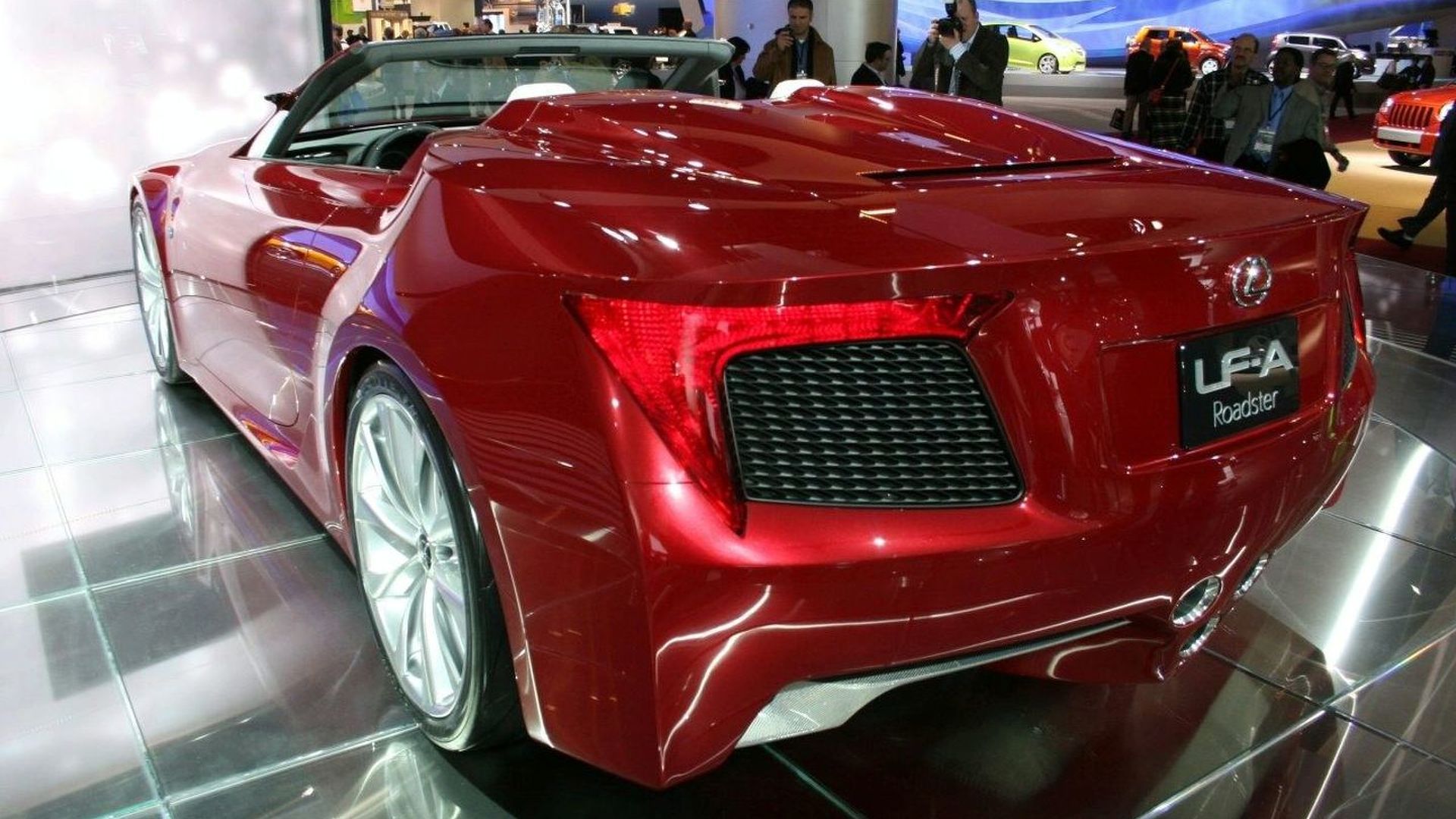 SURPRISE! Lexus LFA Roadster makes appearance at drift event SURPRISE! Lexus LFA Roadster makes appearance at drift event