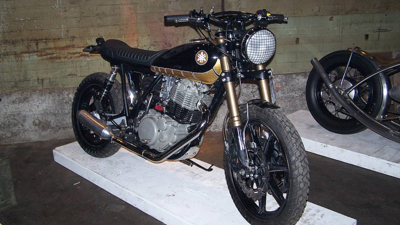 Dirt First Garage's '78 Yamaha SR500