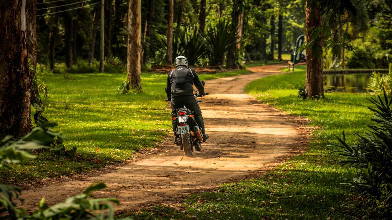 Avaliação Royal Enfield Himalayan (BR)