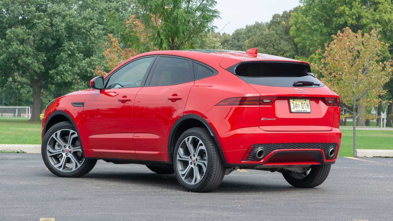 2019 Volvo XC40 vs. 2018 Jaguar E-Pace