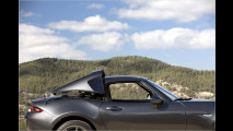 Elektro-Hardtop trifft Purismus