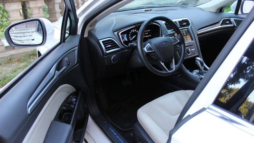 Ford Mondeo 2.0 Hybrid Titanium Teszt