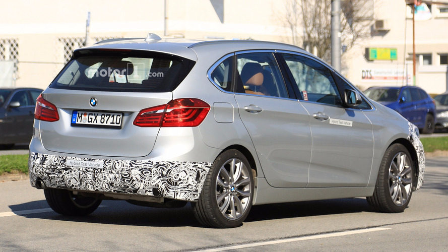 2018 BMW 2 Series Active Tourer facelift spy photo