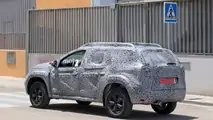 2018 Dacia Duster spy photo