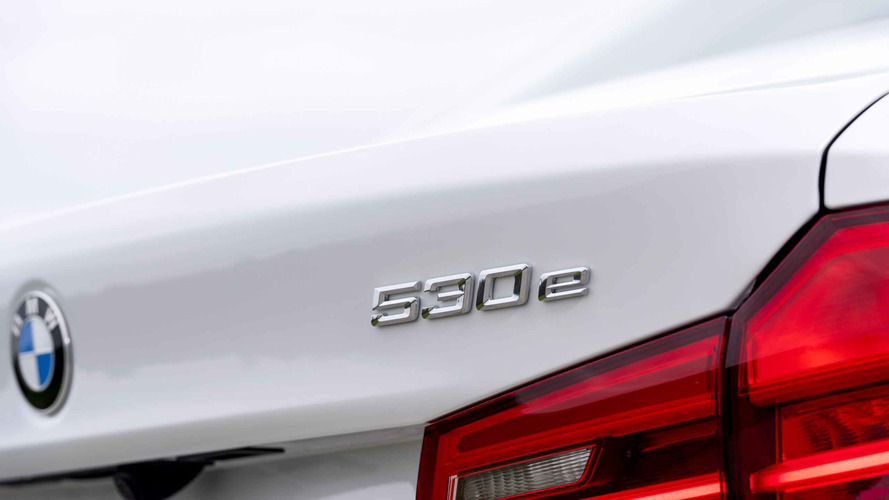 2017 BMW 530e iPerformance First Drive