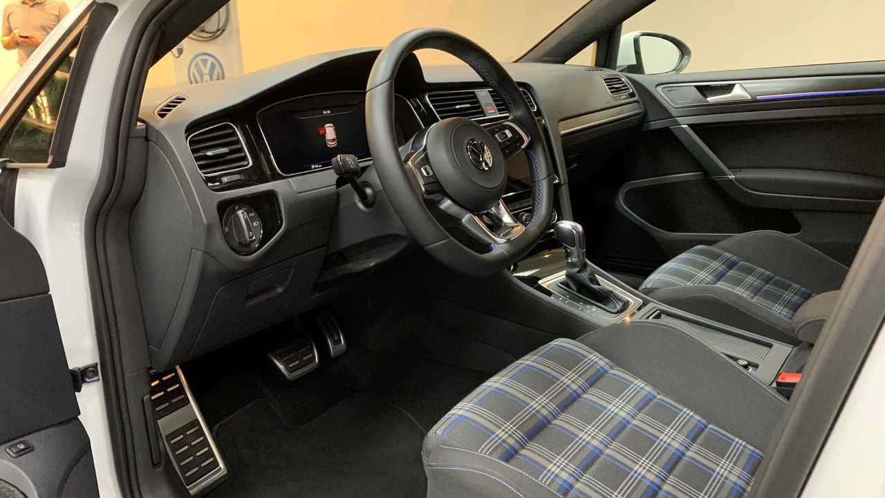 VW Golf GTE - Brasil