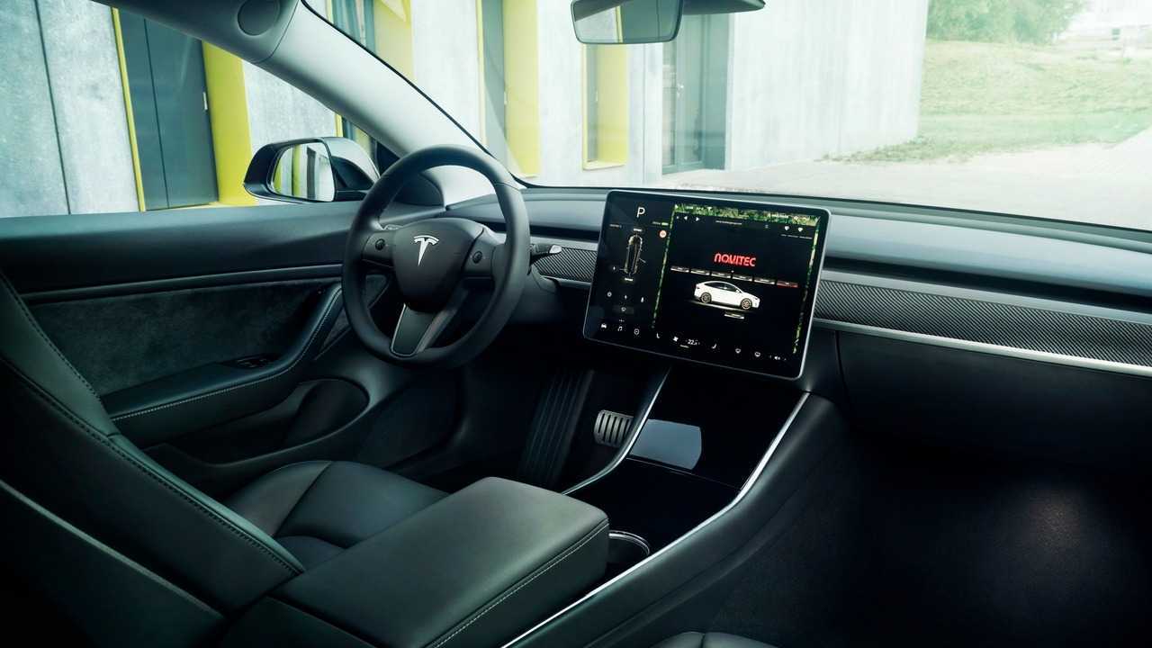 Tesla Model 3 by Novitec