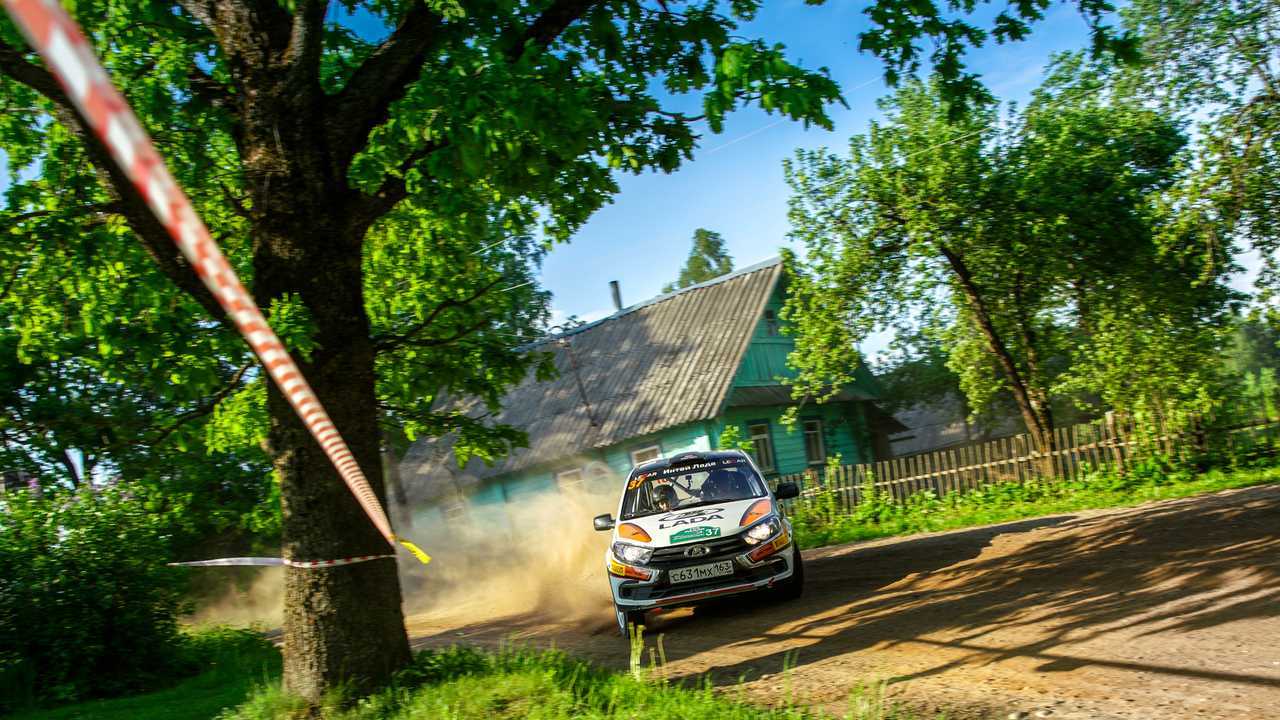 Lada Granta R1 rally