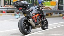 2020 KTM 1290 Super Duke R