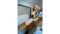 Mercedes Sprinter 4x4 camper by Creative Mobile Interiors (interior)