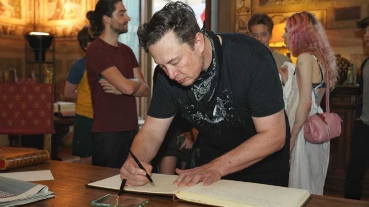 Elon Musk in visita a Firenze