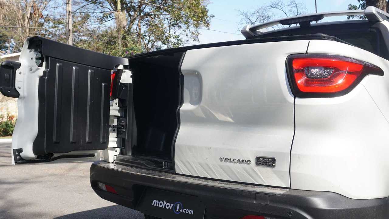 Fiat Toro Volcano 2.0 turbodiesel 2022 - Teste Motor1.com