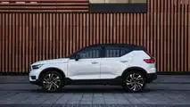 2018 Volvo XC40 D4 Momentum
