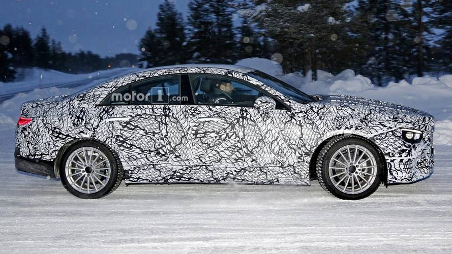 2019 Mercedes CLA ilk casus fotoğraflar