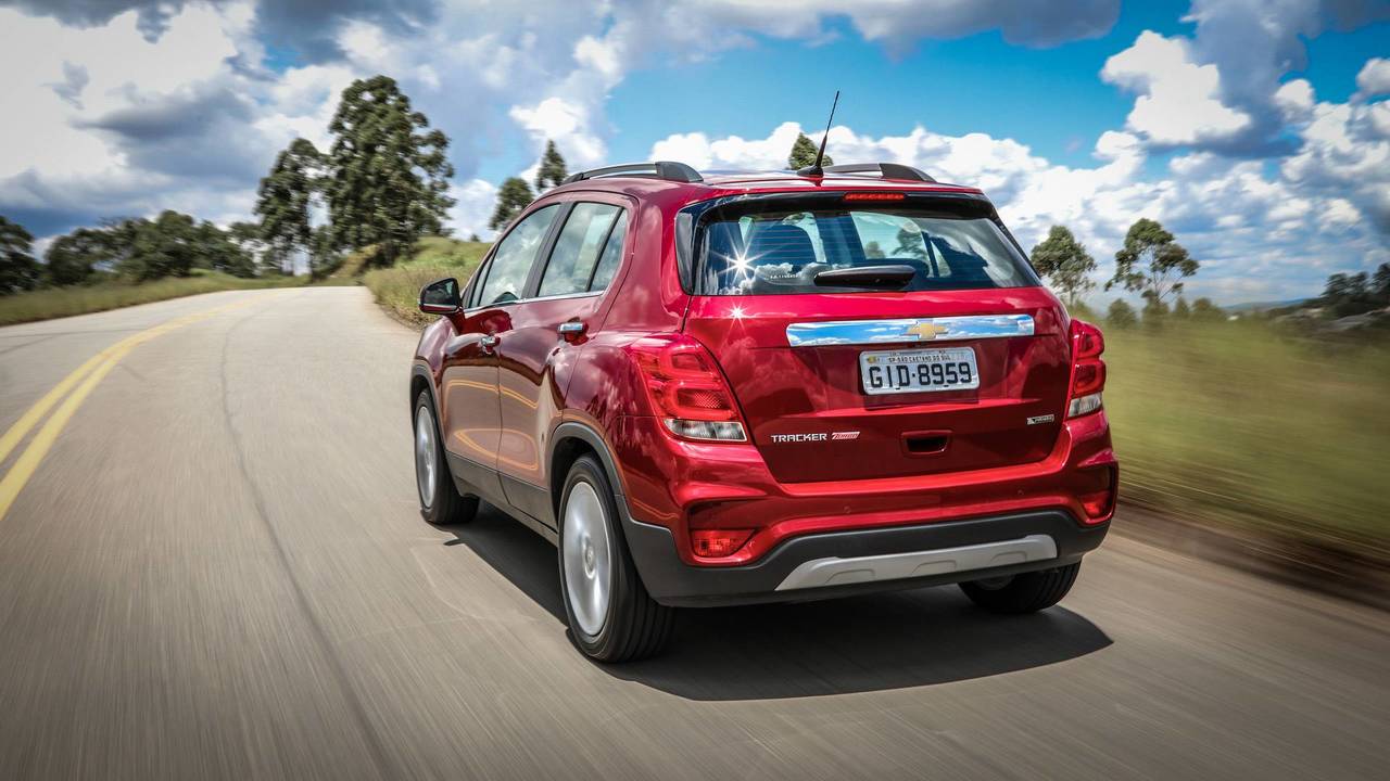 Comparativo Hyundai Creta Sport x Chevrolet Tracker Turbo