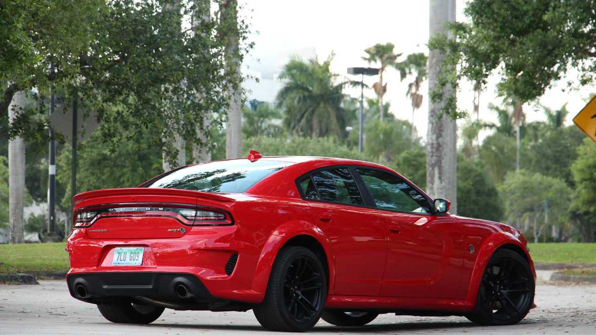2020 Dodge Charger SRT Hellcat Widebody: Review