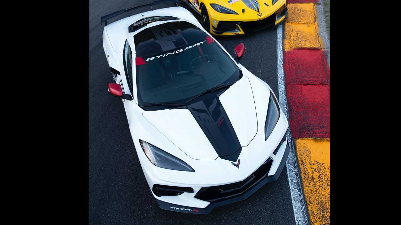Chevrolet Corvette Stingray R Pace Car