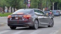 2021 Maserati Ghibli facelift spy photo