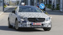 Mercedes E Serisi büyümeye devam ediyor