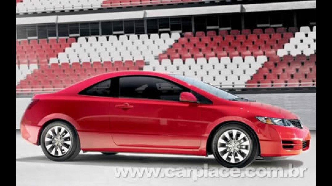 Será que vem? Leitor flagra Honda New Civic Coupé rodando em São Paulo