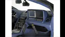 Polizei fährt Lambo