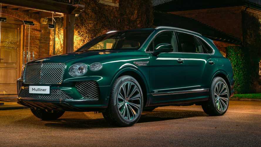 Unique Bentley Bentayga Hybrid from Mulliner is very, very green