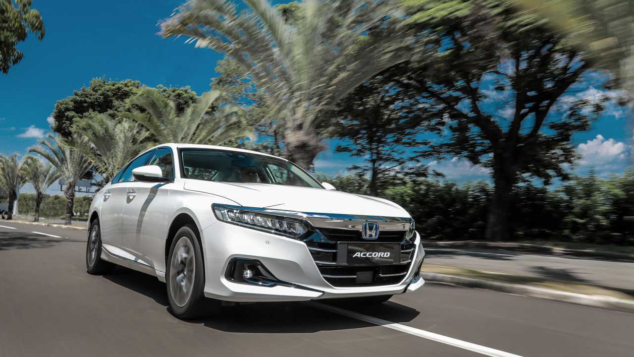 Honda Accord e:HEV (híbrido)