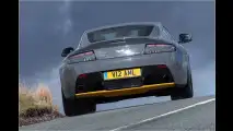Der analoge Aston Martin