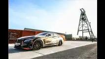 Benz mit langem Beinamen