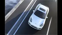 Erstes Plug-in-Oberklasse-Auto