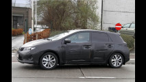 Corolla oder Auris?