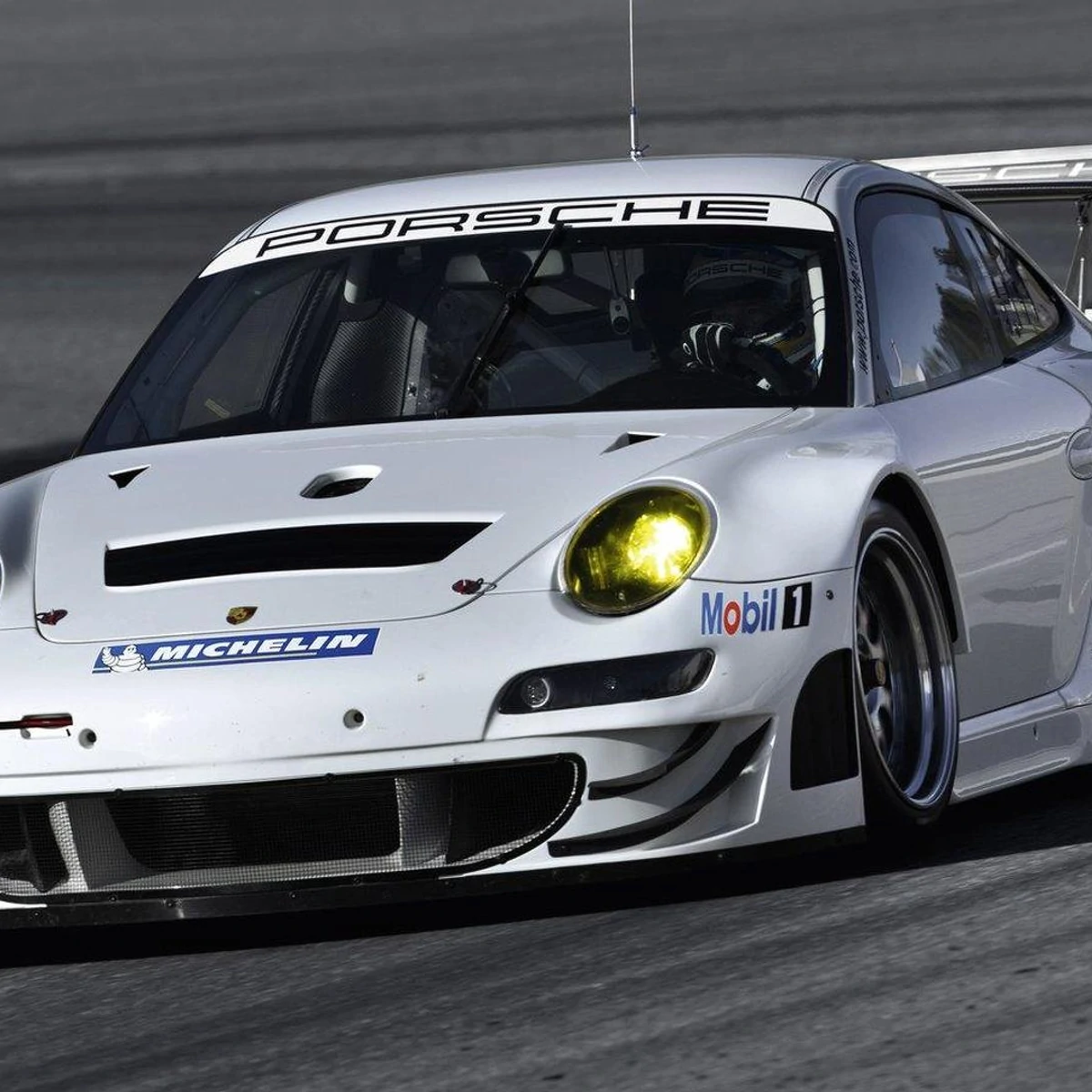 2012 Porsche 911 (997) GT3 RSR unveiled