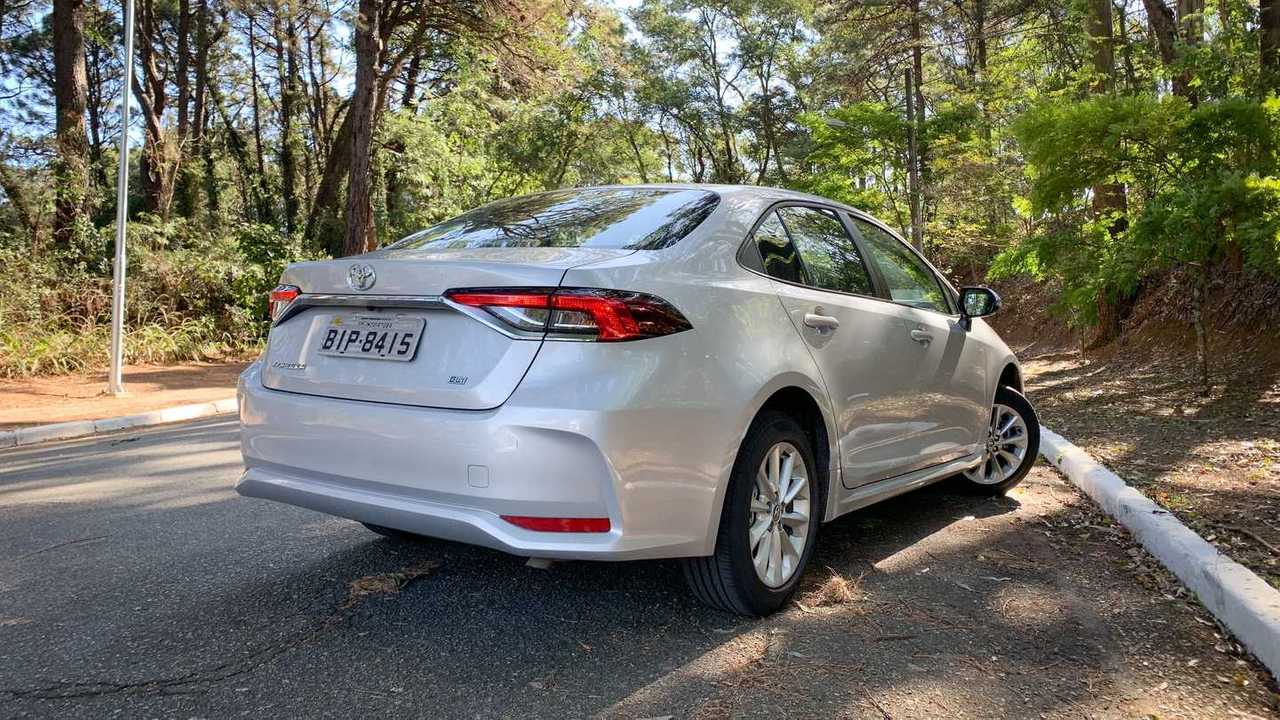 Teste: Toyota Corolla GLI